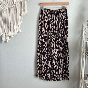 H&M Animal Print Cropped Wide Leg Flowy Pants - S